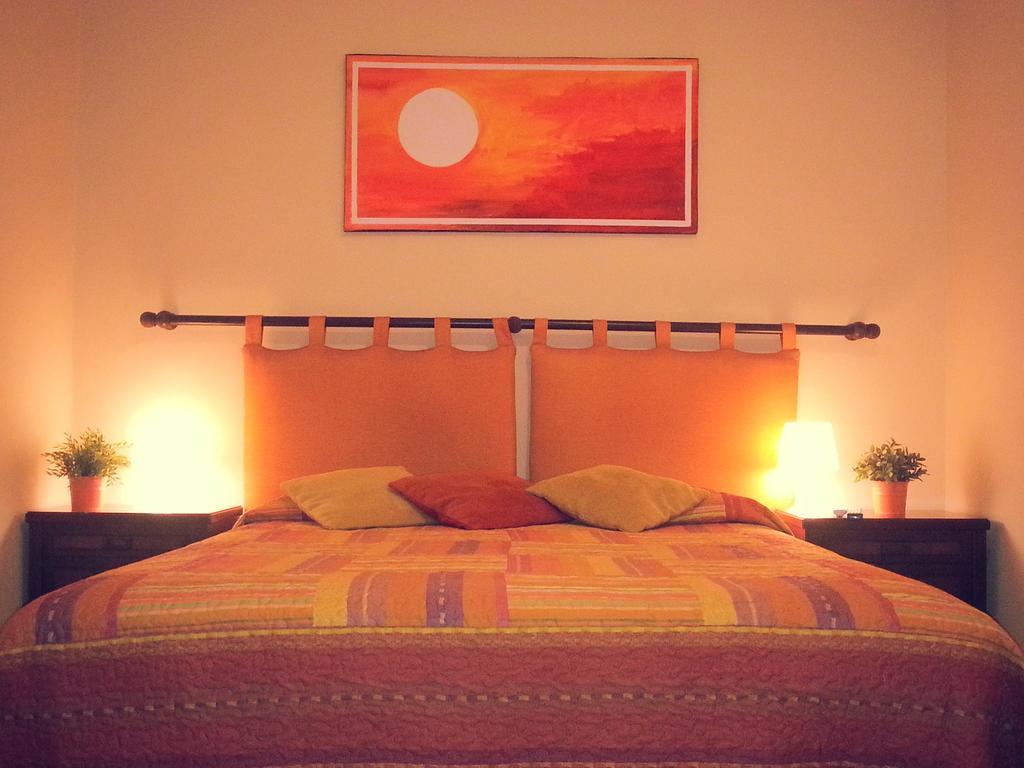 كاتانيا B&B Sunflower الغرفة الصورة