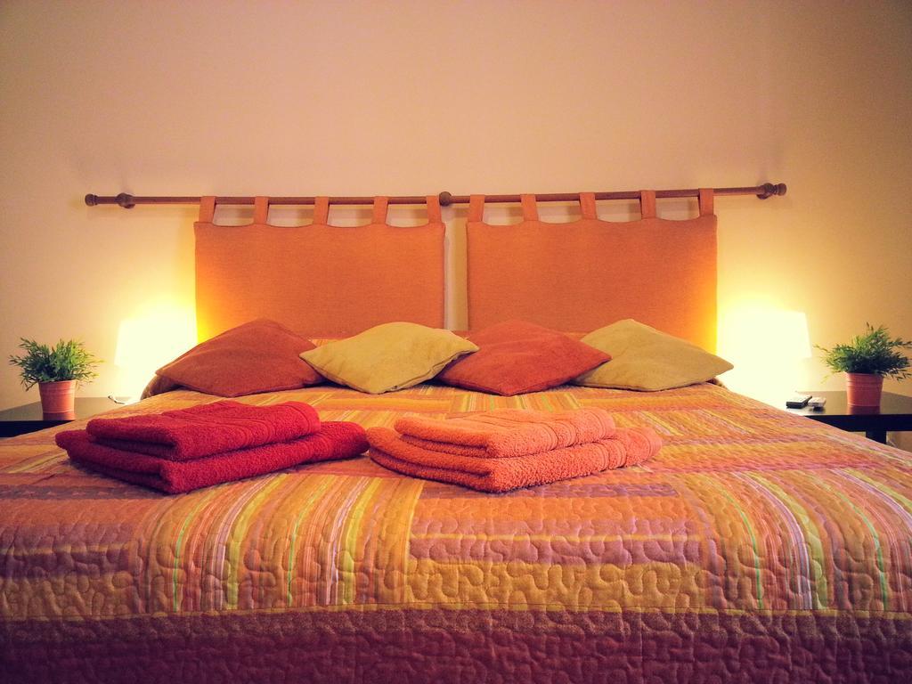 كاتانيا B&B Sunflower الغرفة الصورة